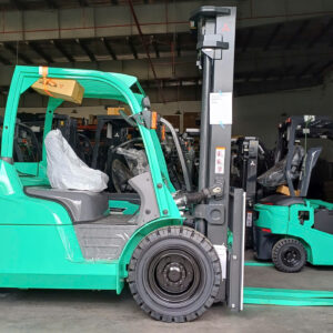 xe nâng dầu Mitsubishi