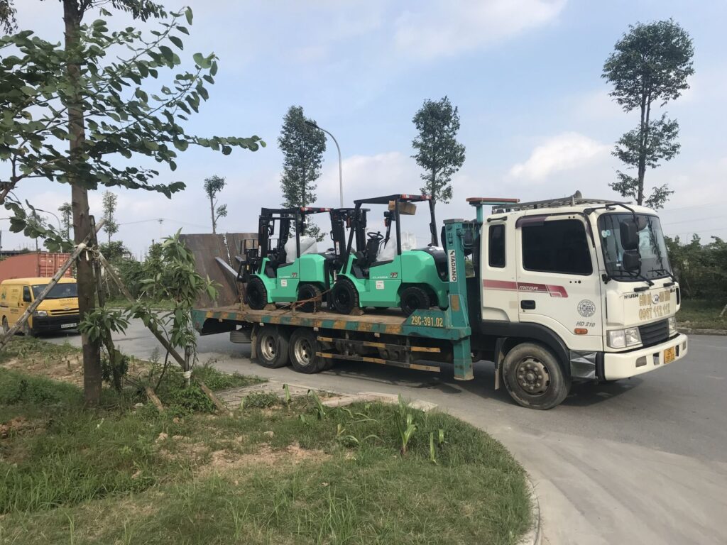 xe nâng dầu ngồi lái 2.5 tấn mitsubishi FD25HS