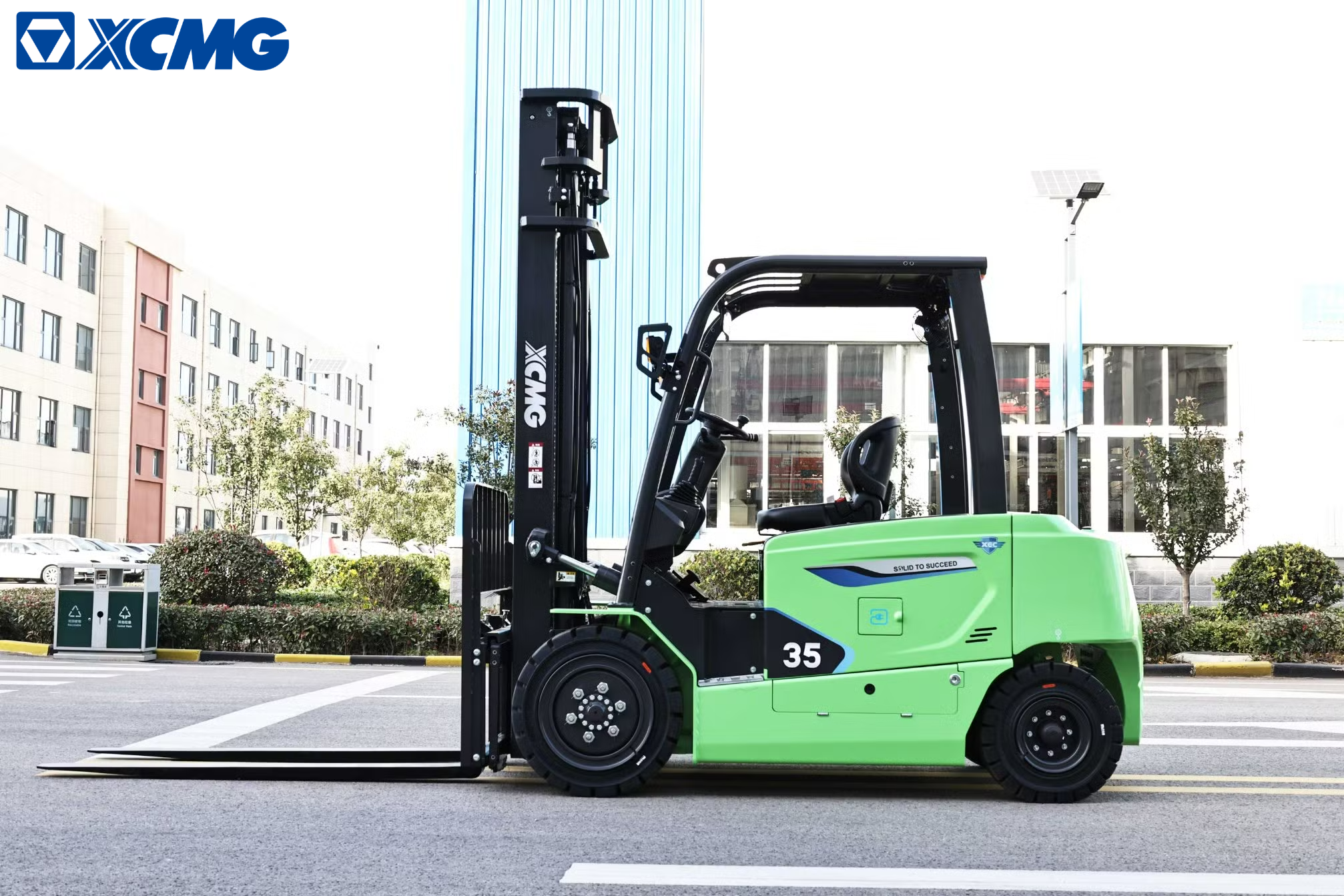 XE NÂNG XCMG ĐIỆN NGỒI LÁI 3,5 TẤN