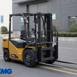 XE NÂNG DẦU XCMG NGỒI LÁI 3,0 TẤN