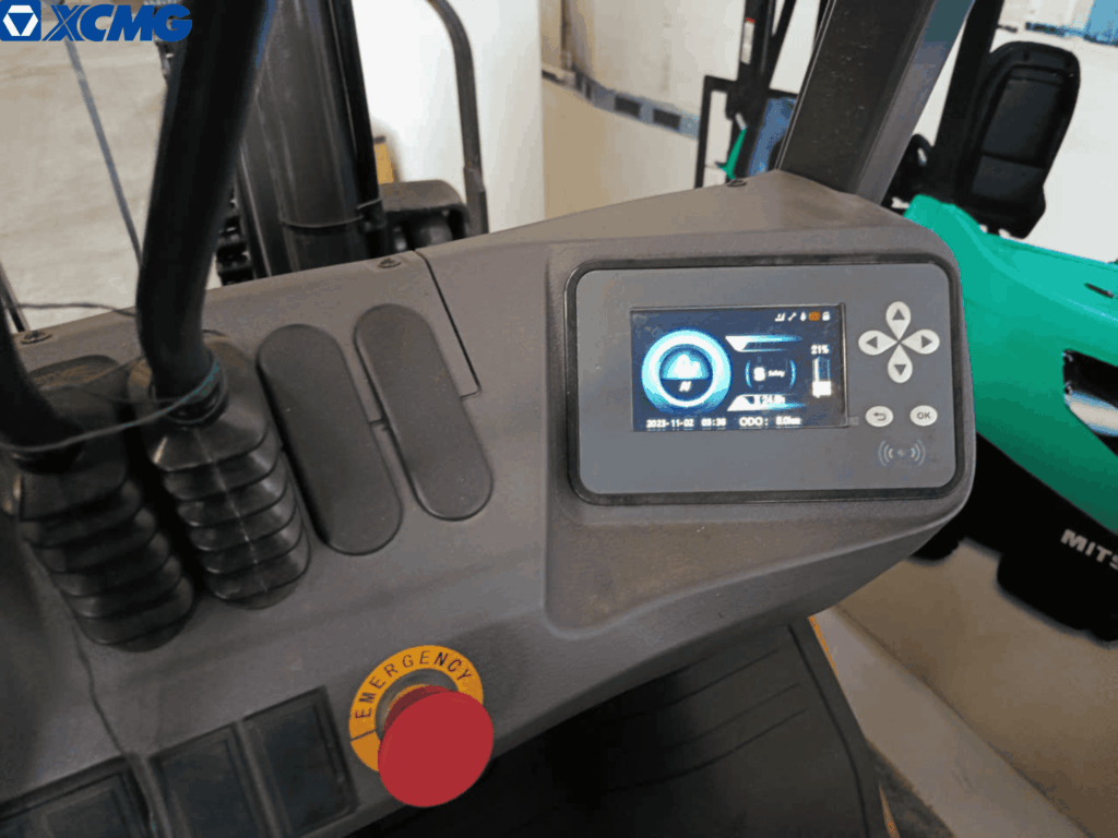 xe nâng điện 3,5 tấn xcmg