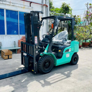 xe nâng dầu 2.5 tấn Mitsusbishi PT