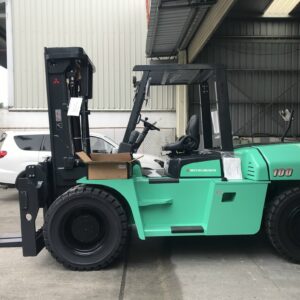 xe nâng dầu ngồi lái 10 tấn mitsubishi