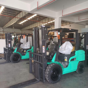xe nâng dầu ngồi lái 3.5 tấn FD35PT