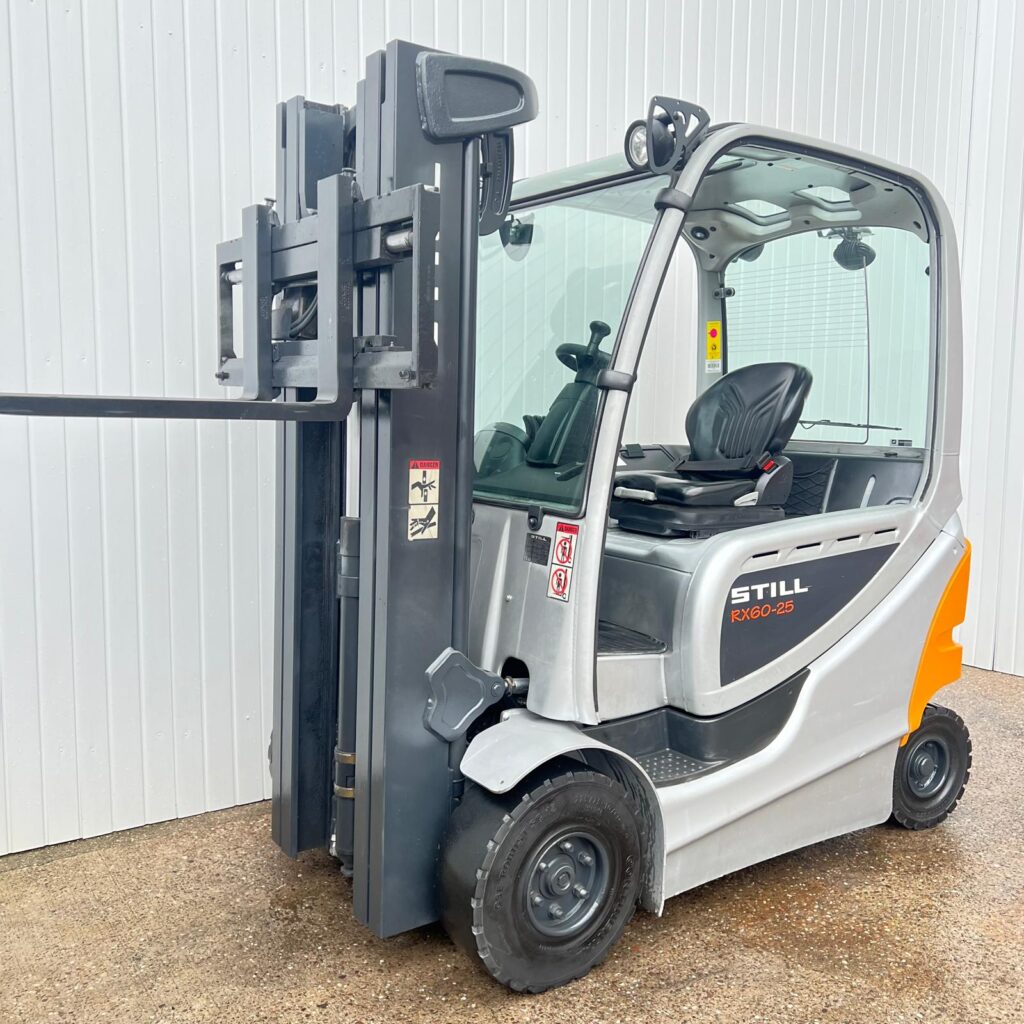 xe nâng điện ngồi lái 2.5 tấn still