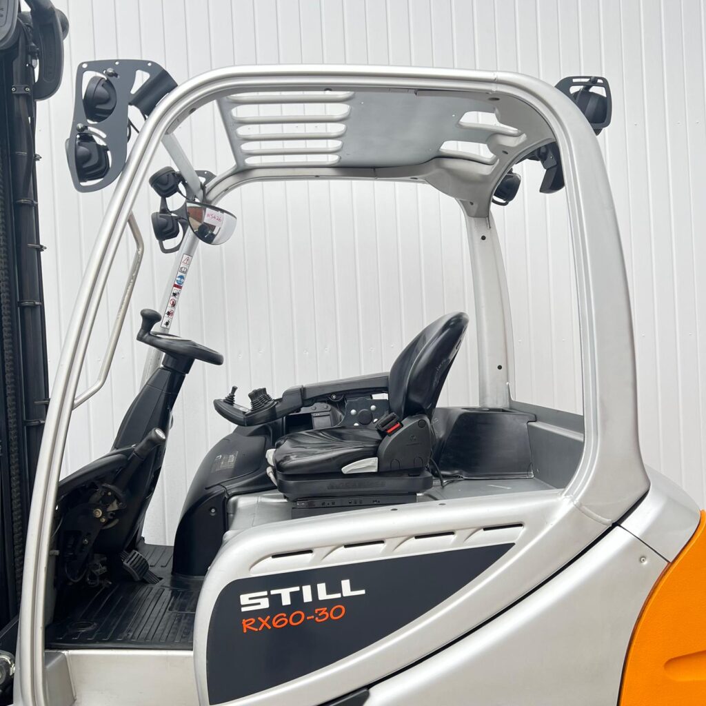 xe nâng điện ngồi lái 3 tấn still